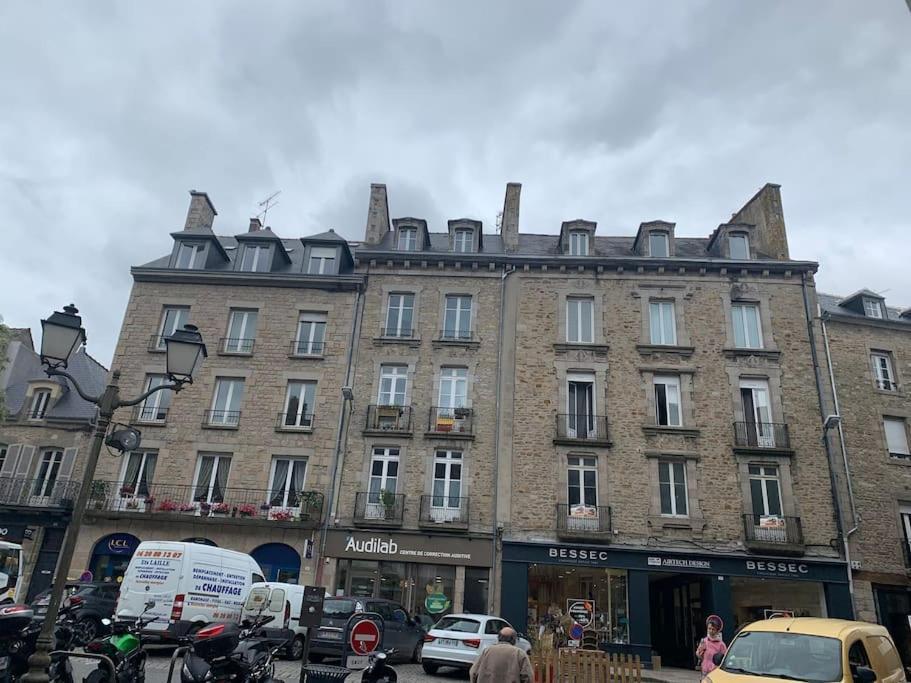 Bel Dans Le Centre Historique Avec Wi-fi Et Toutes Les Commodites Apartment