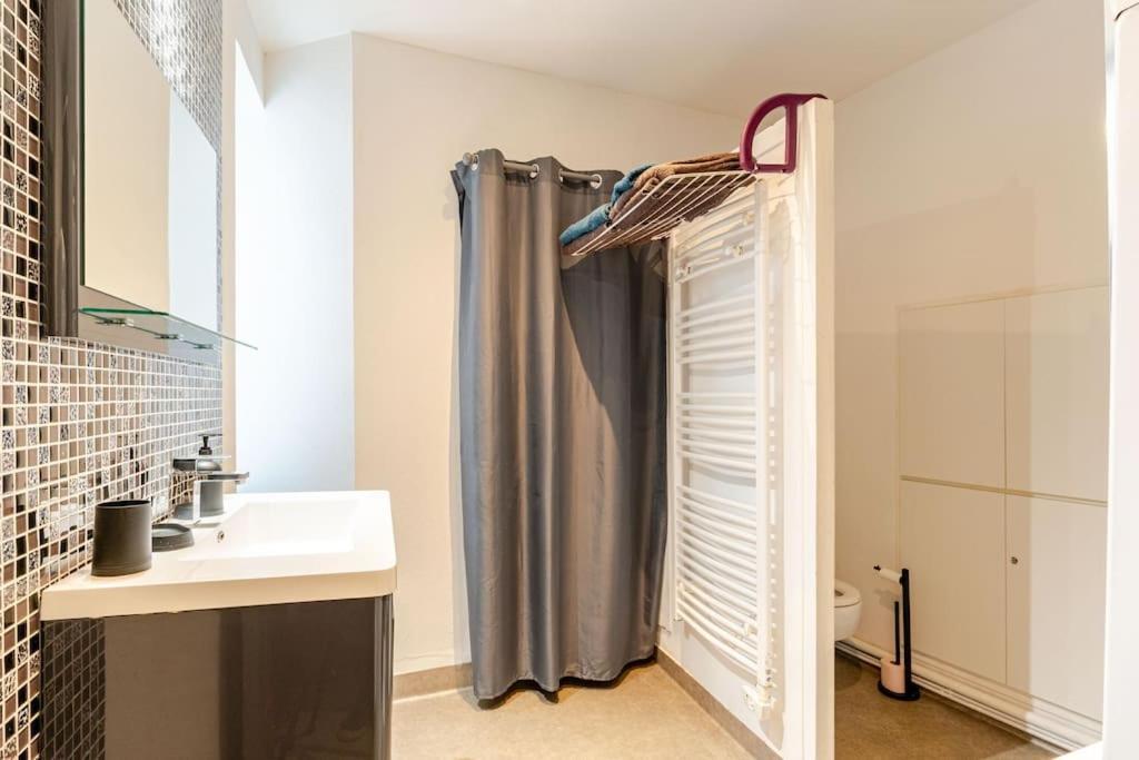 Apartment Bel Dans Le Centre Historique Avec Wi-fi Et Toutes Les Commodites Dinan